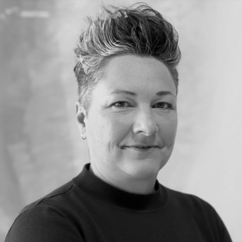 Sarra Richmond, black and white portrait